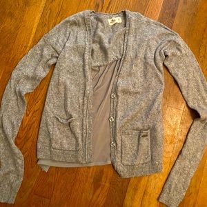 Gray sweater